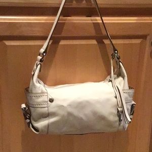 Super cute Fossil cream leather bag